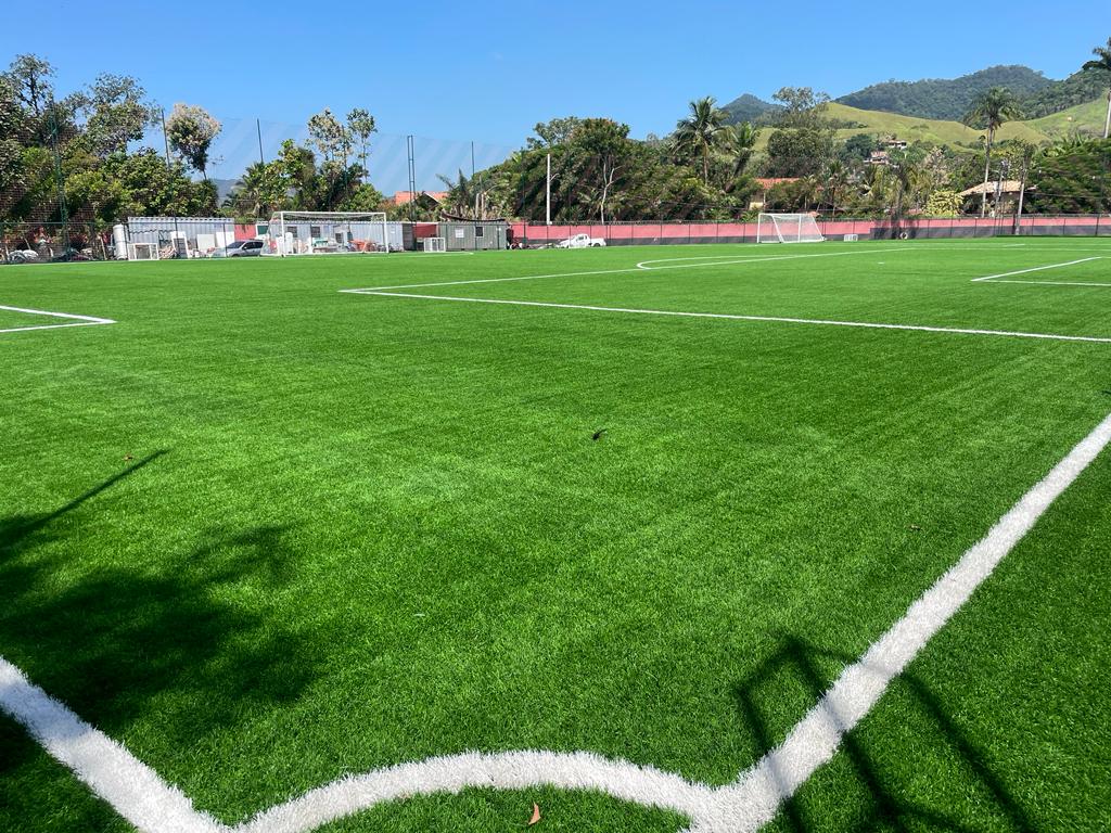Cancha de entrenamiento del Ninho do Urubu con césped sintético Sportlink